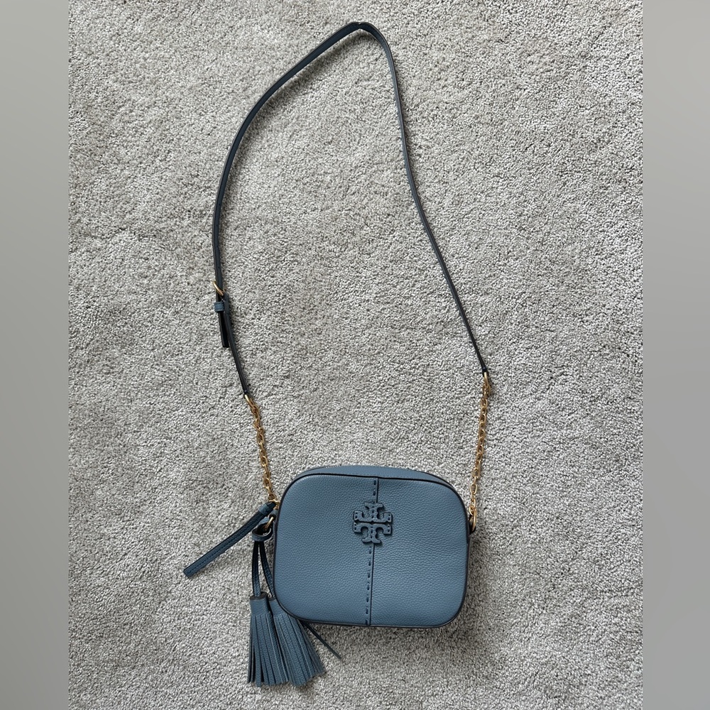 SOLD | Tory Burch Brunnera Blue McGraw Camera Bag Like New - Picture 4 of 16